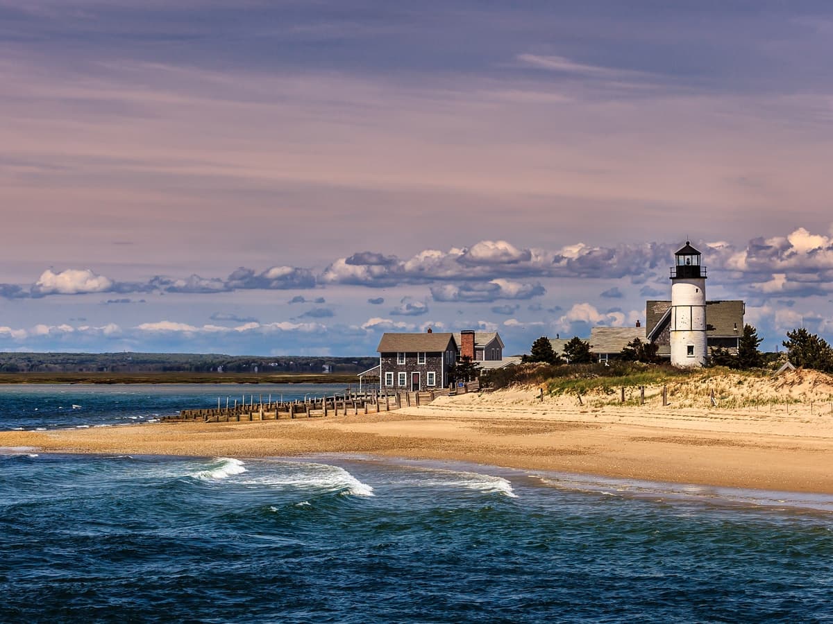 Day Trips & Weekend Getaways: Exploring New England beyond Boston in 2025